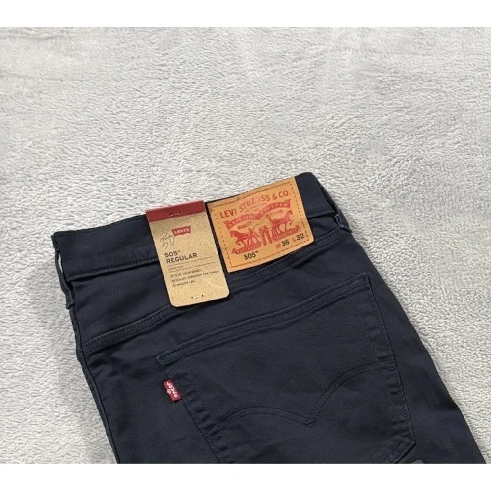 Levi's 505 Jeans Men's 36x32 Straight Mid Rise Premium Soft Twill Navy Blue